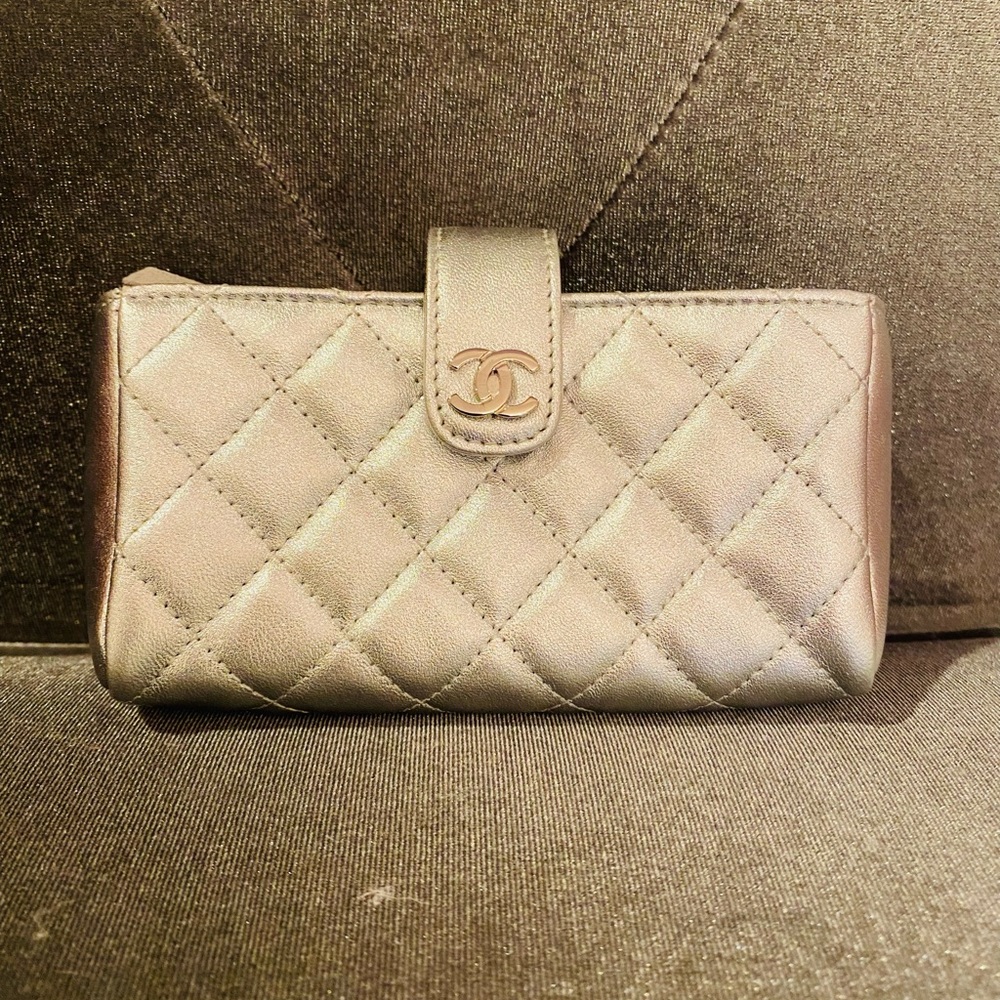 Chanel O-Mini Clutch